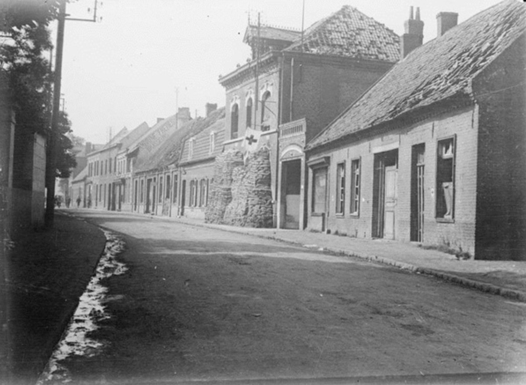 Royal Naval Division .info Advanced Field Dressing Station, Bully Grenay